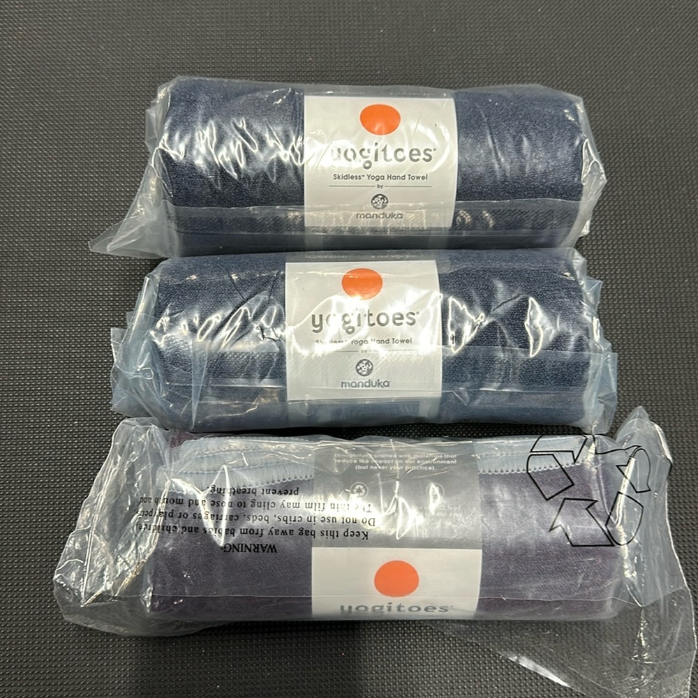 Yogitoes skinless yoga hand towel Manduka